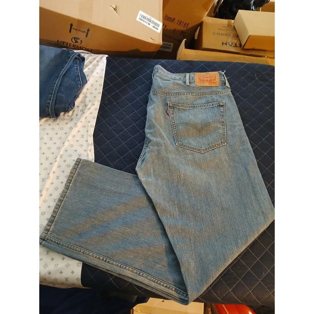 Men's Levis 569™ LOOSE STRAIGHT FIT MEN'S JEANS Size 38 X 32